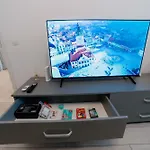Апартаменты Storybook Flat In Брашов